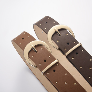 Sabuk Kulit Cokelat Bergaya Baru dengan Gesper Lebar dari Paduan Logam dan Rivet, Aksesori Pengikat Pinggang yang Serbaguna dan Mempertegas Kepribadian - Product Image 3