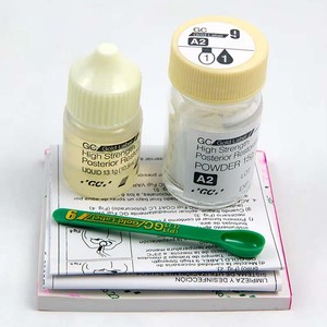 GC Fuji 9 LC vetro Ionomer cemento 15g polvere + 8g liquido A3 nave solo via mare - Product Image 2
