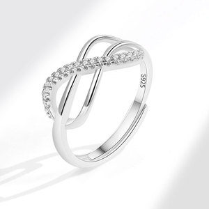 Vendita calda S925 anello a forma di argento puro infinito 8 semplice gioiello di lusso 'amore infinito' tempestato di diamanti per matrimoni - Product Image 6