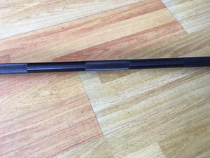 Barbel Angkat Berat Kompetisi IWF Standar 20kg Berlapis Fosfat Hitam - Product Image 3