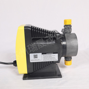 Pompe doseuse électromagnétique Lmi Pd056 738Nl pour eaux usées chimiques, destinée au traitement des eaux - Product Image 2