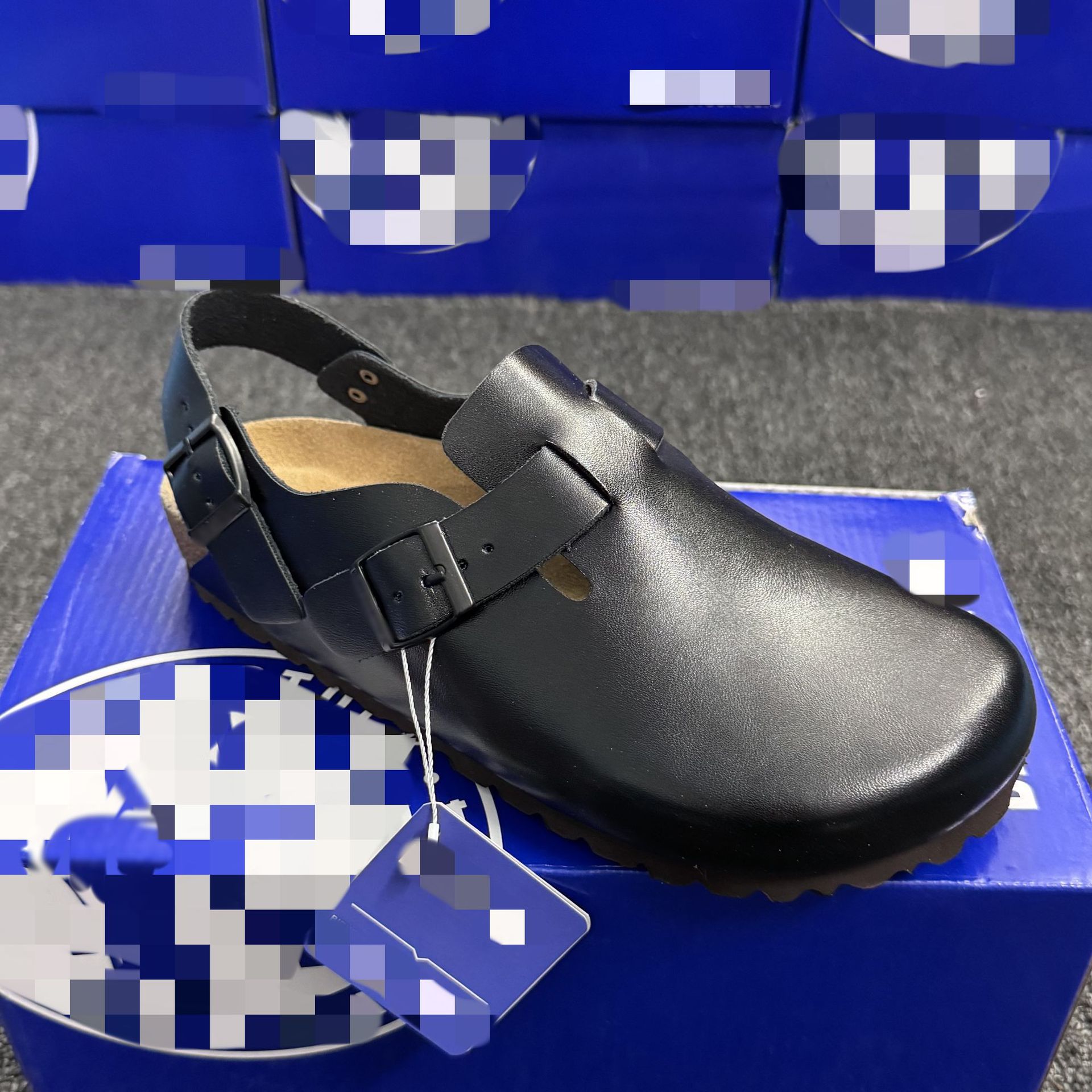 Cuir noir brillant