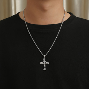 Kalung salib baja Titanium Pria Wanita, perhiasan rantai Tautan Kuba baja Titanium liontin simpul abadi - Product Image 2