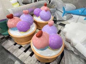 Cadeau personnalisé décoration de magasin de souvenirs meubles d'affichage de sucette de fête en résine accessoires de sculpture de bonbons en fibre de verre colorés - Product Image 4