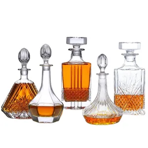 Fábrica Atacado Elegante Licor Decanter Set Crystal Glass Liquor Garrafa Vinho Carafe Whisky Decanter com Rolha De Vidro