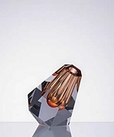 Sculpture de table en cristal K9 à facettes inclinées avec chambre intérieure dorée, ornement d'art de bureau moderne et luxueux pour la maison et l'hôtel
