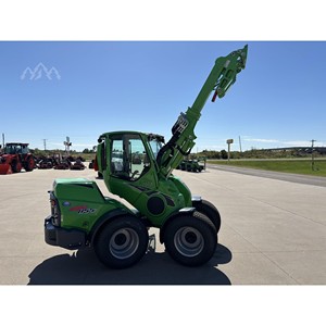 Producto en Estado Nuevo 2025 AVANT 855I con Capacidad de Elevación de 4,190 lb, Motor USA Tier 4 Final, Enganche Rápido - Product Image 3