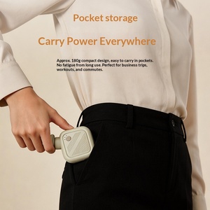 Pistolet de massage thermique portable mini pour la relaxation musculaire profonde avec 3 têtes de massage - Product Image 4