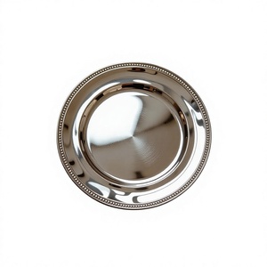 Plato de Servicio Redondo de Metal con Diseño en Relieve Personalizado por el Fabricante, Plato de Acero Inoxidable Único para Mesa de Comedor - Product Image 4
