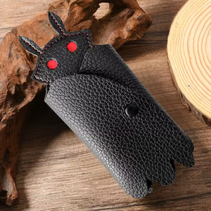 Pochette à clés en cuir motif chauve-souris pour Halloween, pochette à clés de voiture punk et originale, accessoire de fête cosplay. - Product Image 4