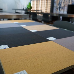 Panel de pared de madera maciza de roble <span class=keywords><strong>blanco</strong></span>, panel de pared de chapa de madera real Mdf, panel de revestimiento de pared interior lujoso comedor - Product Image 4