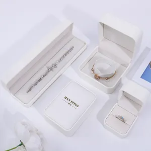 Han Hong New Wholesale Jewelry Packaging Box Necklace Earrings Studs Travel Jewelry Storage Box White Leather Ring Box