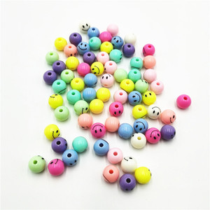 Cuentas acrílicas de 10 mm, redondas, con cara sonriente, de colores mixtos, sueltas, para la fabricación de joyas. - Product Image 2