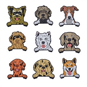 Nouvel Arrivage, Vente Chaude : Breloques pour chaussures à motif chien, motifs <span class=keywords><strong>de</strong></span> famille et <span class=keywords><strong>de</strong></span> dessins animés, type pins pour sabots, incluant Breloques Chien Mon, Chien Papa, pour accessoires <span class=keywords><strong>de</strong></span> sabots - Product Image 4