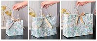 Sacs cadeaux en papier personnalisés avec poignée en ruban pour l'emballage de boutiques, sacs de luxe recyclables pour la vente au détail