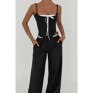 Pantalon de costume noir pour femme - Product Image 3