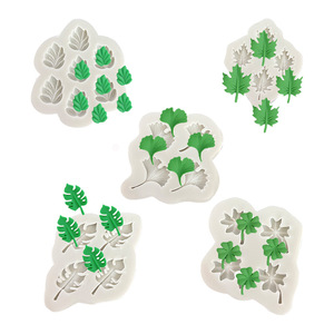 Molde de Silicona Trébol de Cuatro Hojas Serie Hoja para <span class=keywords><strong>Fondant</strong></span>, Dulces, Galletas, Jabón, Pudín, Chocolate, Postres y Velas - Product Image 6