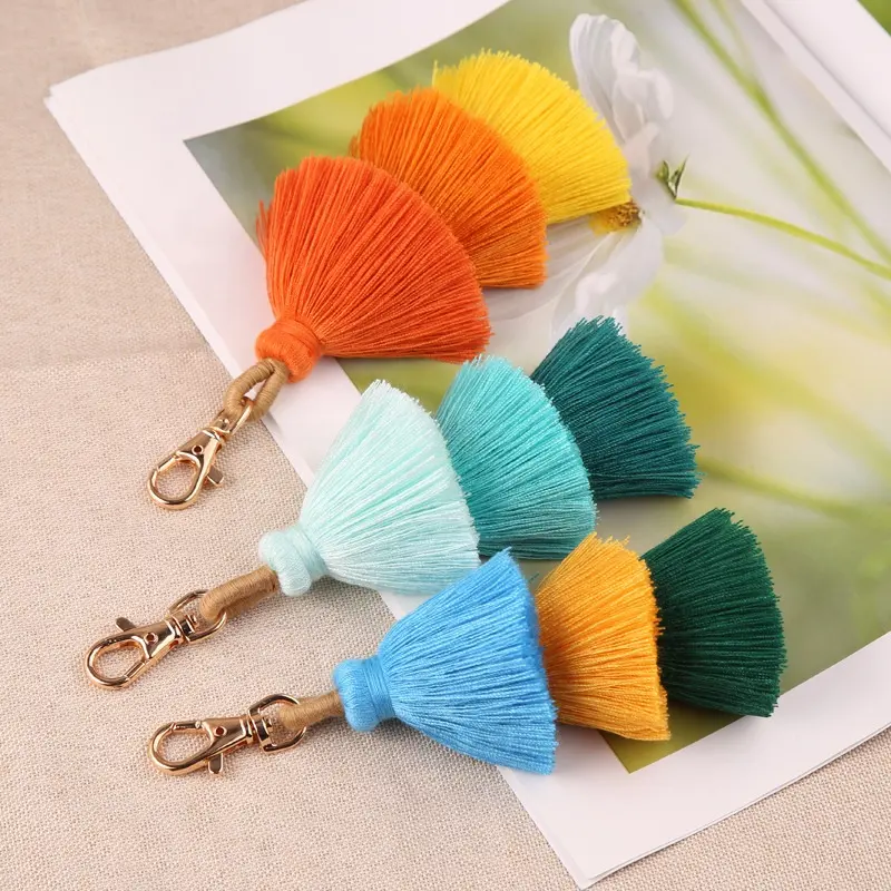 Wholesale 2022 Handmade Cotton Tassel Keychain Accessories Colorful Keychain Bag Multi-Layer Boho Keychain