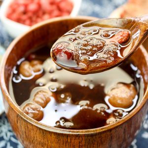 Soupe de tremella de voyage Vente en gros de haute qualité NewInnovations Spot Goods soupe de tremella lyophilisée avec cassonade et longane - Product Image 2