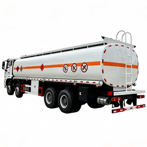 Camion-citerne de haute qualité 20000L-35000L Sinotruk, citerne à huile, réservoir GPL hors sol, adapté au marché mondial - Product Image 1