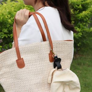 Clip de chapeau vintage en cuir PU, support mains libres pour chapeau, porte-chapeau léger, accessoire de sac pour la randonnée, le camping, la plage et les voyages - Product Image 4