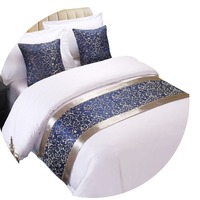 Couvre-lit Jacquard Doré de Luxe, Écharpe de Lit Décorative pour Hôtel, Tissu Doux pour Hôtels 5 Étoiles, Mariages, Maison, Vente en Gros, Logo Personnalisé