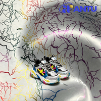 Cuir synthétique PU imprimé holographique arc-en-ciel écologique pour empeignes de chaussures de football