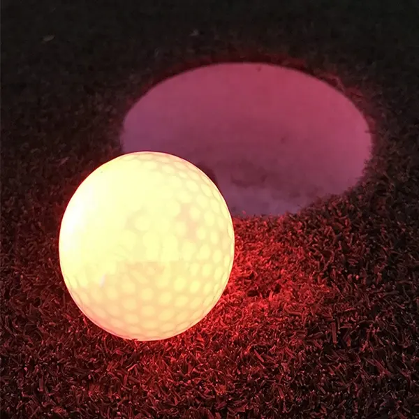 Đêm thể thao siêu sáng tác động kích hoạt LED điện tử quả bóng golf phát sáng trong bóng tối