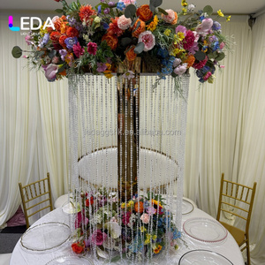 LEDA Suministros para Bodas, Soporte de Flores de 4 pies para Centro de Mesa, Soporte de Flores de Acero Inoxidable Dorado con Cortina de Cuentas para Decoración de Eventos - Product Image 1