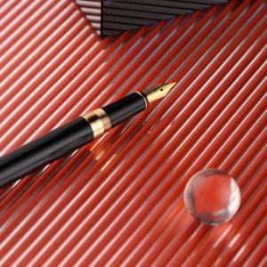 Pluma Estilográfica Premium Personalizada de Acero Inoxidable 314 con Punta Dorada en un Elegante Estuche, Ideal para Coleccionistas y Entusiastas de <span class=keywords><strong>la</strong></span> Escritura - Product Image 3