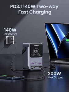 Cargador Portátil UGREEN 300W 48000mAh Banco de Energía con <span class=keywords><strong>5</strong></span> Puertos Pantalla Digital Inteligente Carga Rápida Iluminación Modo SOS Batería 153Wh - Product Image 5