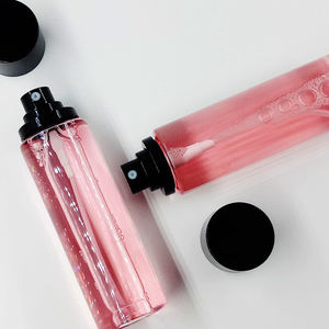 Fabricant OEM de marque privée <span class=keywords><strong>fixateur</strong></span> de <span class=keywords><strong>maquillage</strong></span> en <span class=keywords><strong>spray</strong></span> imperméable pour fond de teint en <span class=keywords><strong>spray</strong></span> protecteur - Product Image 4