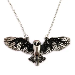 Retro Flying Owl Pendant Bird Necklace Antique Silver Plated Lucky and Happiness Jewelry wholesale For Women Men