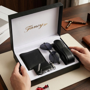 Coffret cadeau homme : ceinture, portefeuille, lunettes de soleil, 4 pièces, luxe exquis, pour la fête des pères - Product Image 2