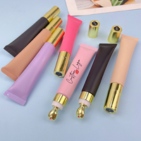 Kit de maquillage pour les lèvres 3 en 1, tête de massage en métal, gloss à lèvres hydratant brillant et ensemble de crayons à lèvres mats imperméables longue tenue professionnels