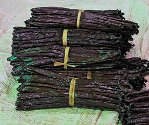 Fèves de vanille séchées de Madagascar Planifolia 1Kg 23-28cm Récolte de marque Gourmet Pods non fendues - Product Image 5