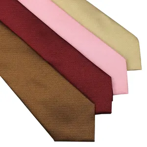 Fournisseur de la Chine en gros cravate faite à la main personnalisée 100 Polyester Jacquard tissé classique couleur unie marron cravates d'affaires pour hommes
