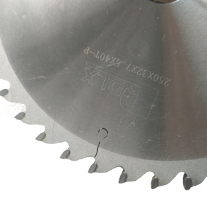 <span class=keywords><strong>Fresa</strong></span> per sega circolare <span class=keywords><strong>elettrica</strong></span> multifunzione portatile per il taglio di legno, plastica, profili in alluminio - Uso industriale - Product Image 1