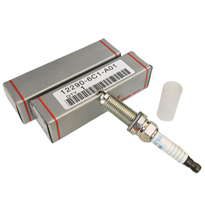 Bujías DILZKAR7D11S para Honda Accord CRV Híbrido, Punta de Iridio, Motor de Gasolina con Transmisión Automática - Product Image 1