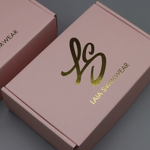 Caja de Cartón Corrugado Rosa Personalizada con Diseño de Avión para Uniformes JK, Cosméticos, Comercio Electrónico Transfronterizo - Product Image 3