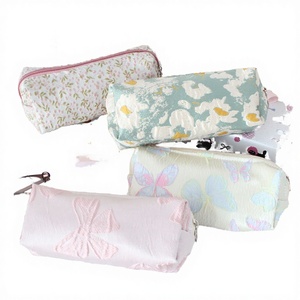 Estojo de Lápis DOMIKEE Fresh Simple com Laço em Relevo, Bolsa de Papelaria com Zíper, Grande Capacidade Interna para Estudantes - Product Image 6