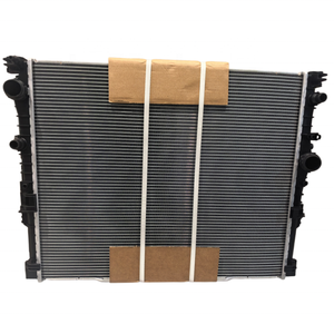 Para BMW G11 G12 G14 G30 G31 530i <span class=keywords><strong>530iX</strong></span> 740i 740iX OE 17119425861, repuestos para automóviles, radiador refrigerante, radiador de refrigeración de motor nuevo - Product Image 1