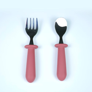 Ensemble de repas d'entraînement pour bébé <span class=keywords><strong>Fourchette</strong></span> et cuillère en acier inoxydable avec poignée en silicone pour les tout-petits - Product Image 5