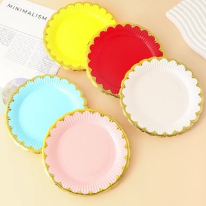 Venta al por Mayor de Fábrica, Platos de Papel Desechables de 7 Pulgadas, Color Único, con Forma de Flor Dorada, Platos de Papel Personalizados para Fiestas de Cumpleaños y Bodas - Product Image 1