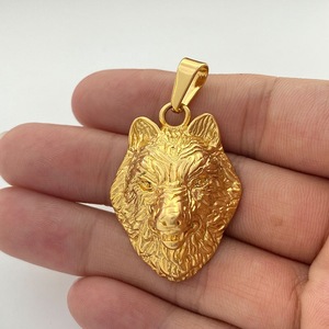 Yunnique – collier avec pendentif tête de loup en acier inoxydable pour hommes, bijoux sur le thème des animaux, cadeau - Product Image 3