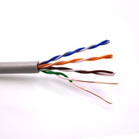 Red Cat5e UTP 4P LAN Cable 24AWG CCA Cat 5E Ethernet RJ45 Conector Cable de conexión interior 2-8 pares 300m 305m Precio
