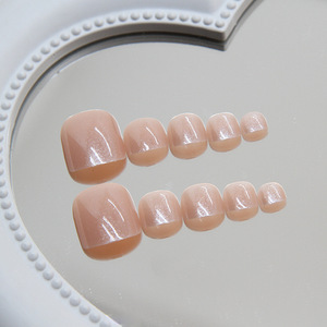 24 <span class=keywords><strong>Uñas</strong></span> <span class=keywords><strong>Postizas</strong></span> <span class=keywords><strong>de</strong></span> ABS con Cobertura Total, Color Blanco Perla Brillante, con Pegamento <span class=keywords><strong>para</strong></span> Mujeres y <span class=keywords><strong>Niñas</strong></span> - Product Image 3