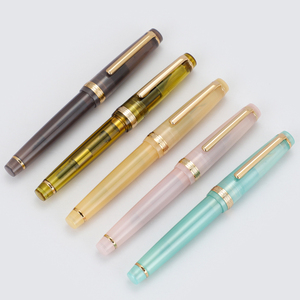 Venta caliente <span class=keywords><strong>pluma</strong></span> <span class=keywords><strong>estilográfica</strong></span> logotipo personalizado <span class=keywords><strong>Jinhao</strong></span> 82 serie para escribir Venta De fábrica <span class=keywords><strong>pluma</strong></span> de plástico colorido de alta calidad - Product Image 1