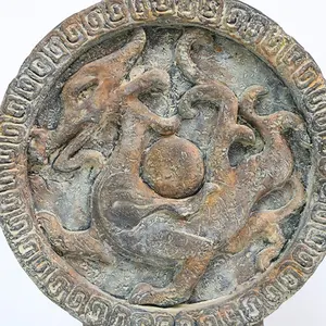 Resina antigua Dragón de la dinastía Tang de la cultura de mesa escultura