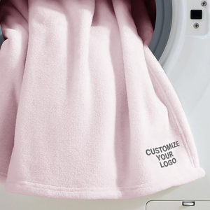 Плед из 100% полиэстера с индивидуальным логотипом, брендирование компании, соответствует стандартам SEDEX, отличный выбор для выставок и мероприятий - Product Image 3